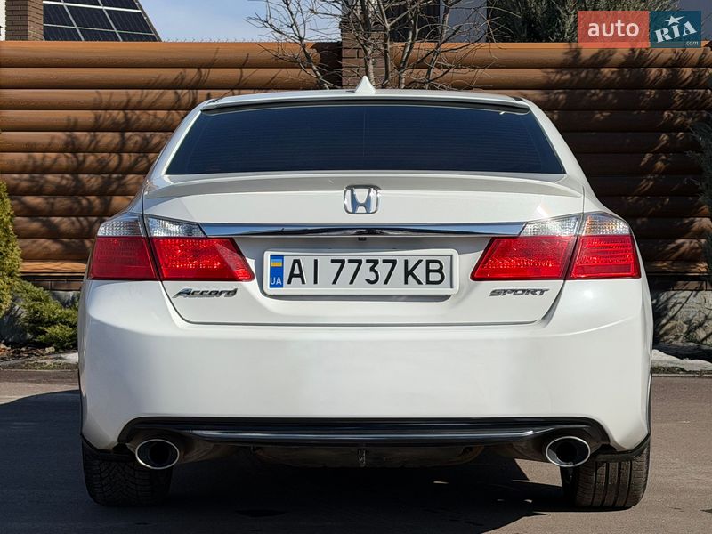 Седан Honda Accord 2014 в Киеве