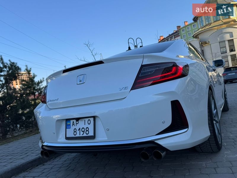 Купе Honda Accord 2015 в Ивано-Франковске
