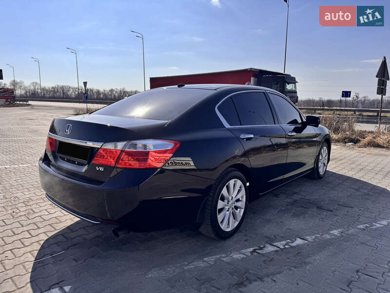 Седан Honda Accord 2015 в Виннице