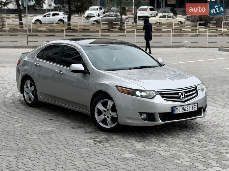 Седан Honda Accord 2008 в Полтаве