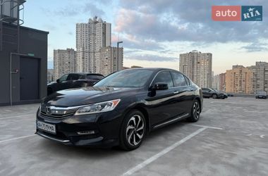Седан Honda Accord 2016 в Киеве