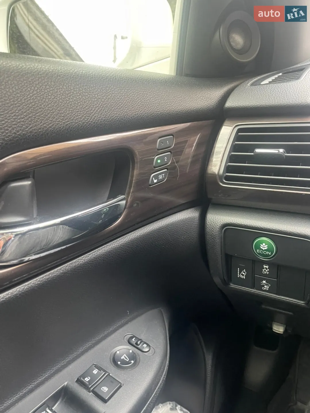 2017 Honda Accord - мініатюра 19