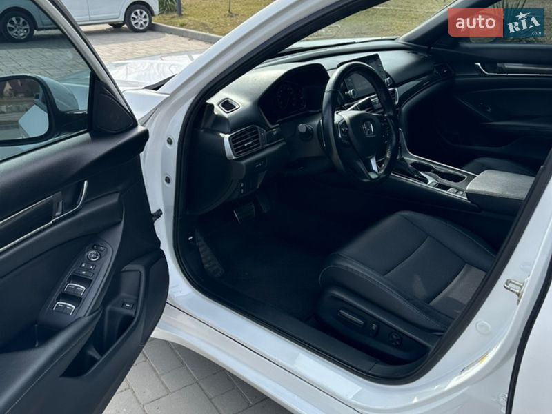 Седан Honda Accord 2019 в Рівному