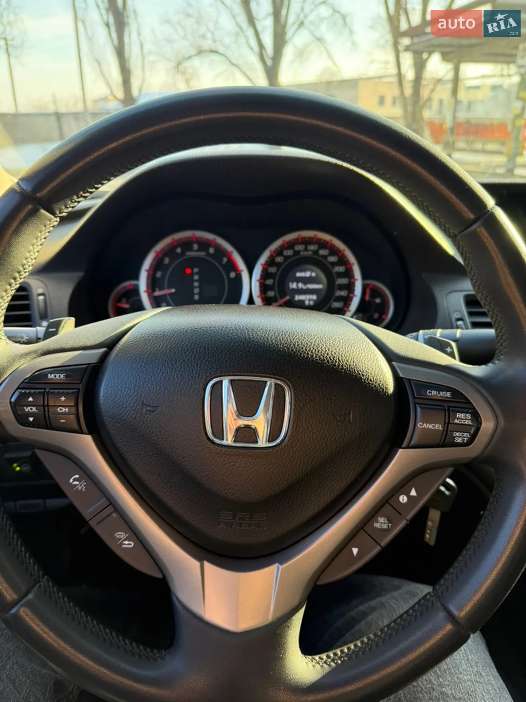 2010 Honda Accord - мініатюра 11
