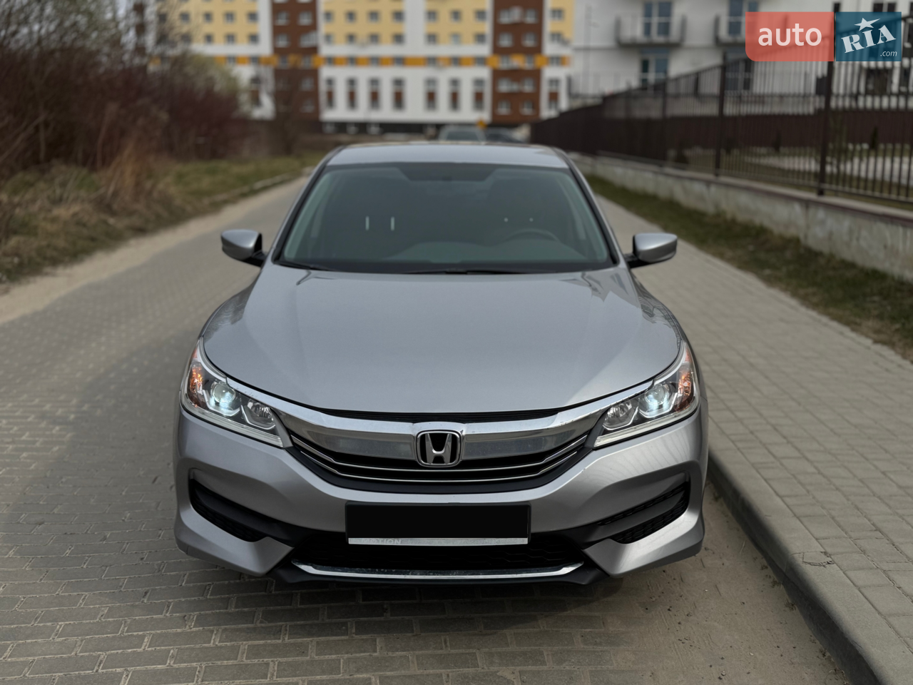 2016 Honda Accord - мініатюра 11