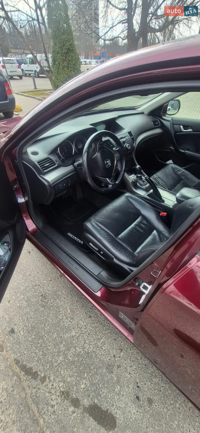 2010 Honda Accord - мініатюра 9