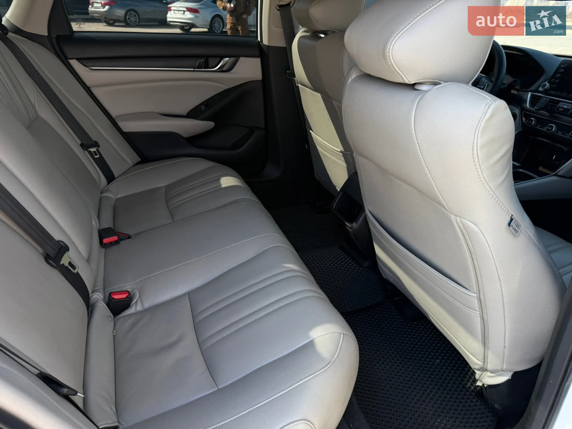 2018 Honda Accord - мініатюра 17