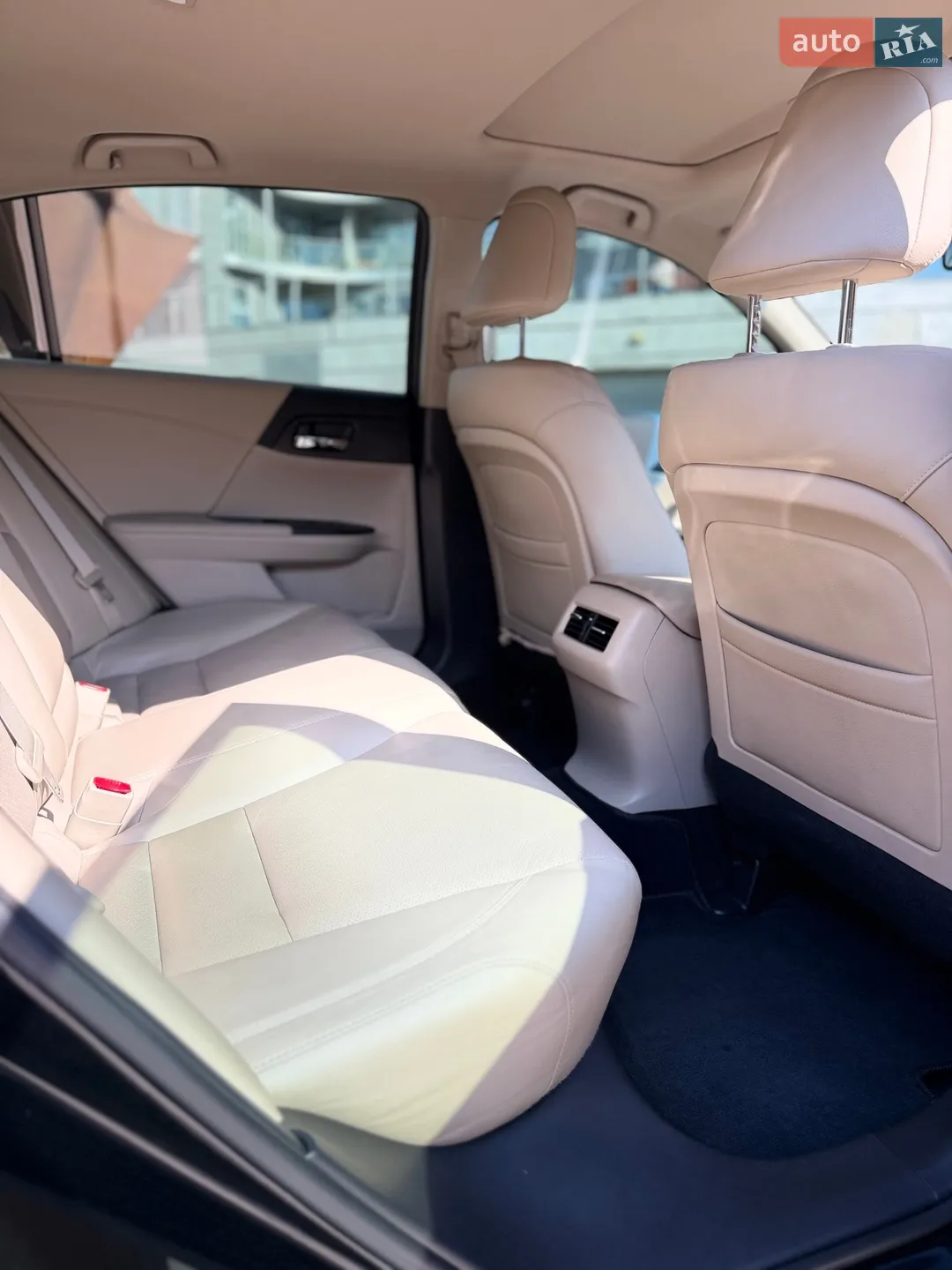 2015 Honda Accord - мініатюра 8