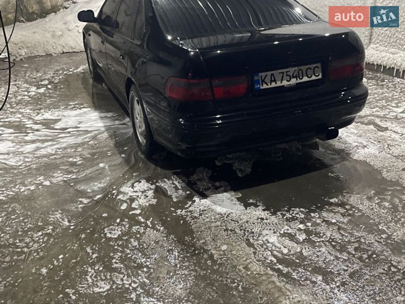 Седан Honda Accord 1993 в Киеве