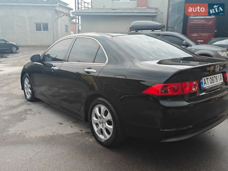 Седан Honda Accord 2006 в Калуші