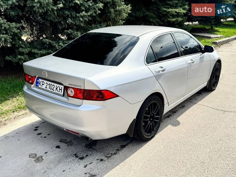 Седан Honda Accord 2005 в Запорожье