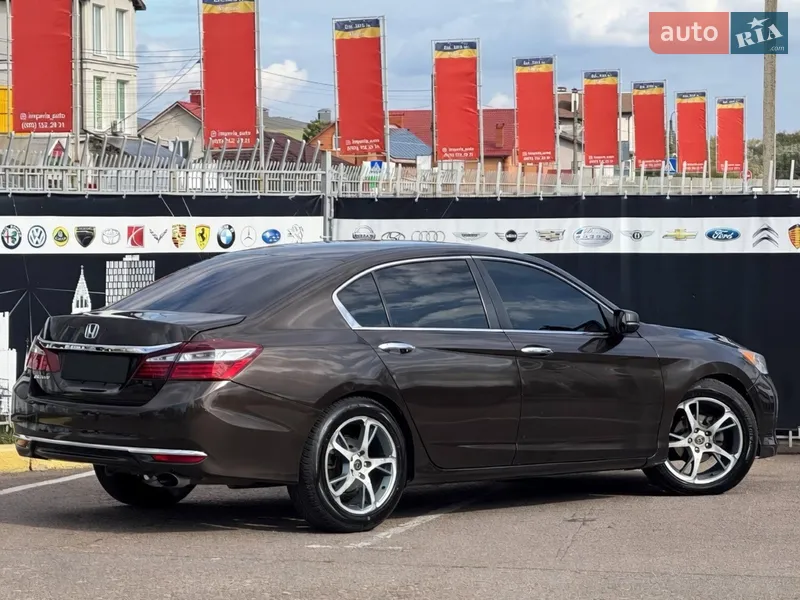 Honda Accord 2016 VIN 1HGCR2F31GA237683 фото оголошення 4 з 47