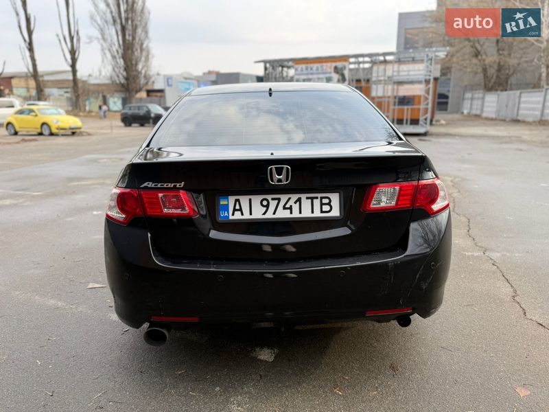 Седан Honda Accord 2008 в Киеве