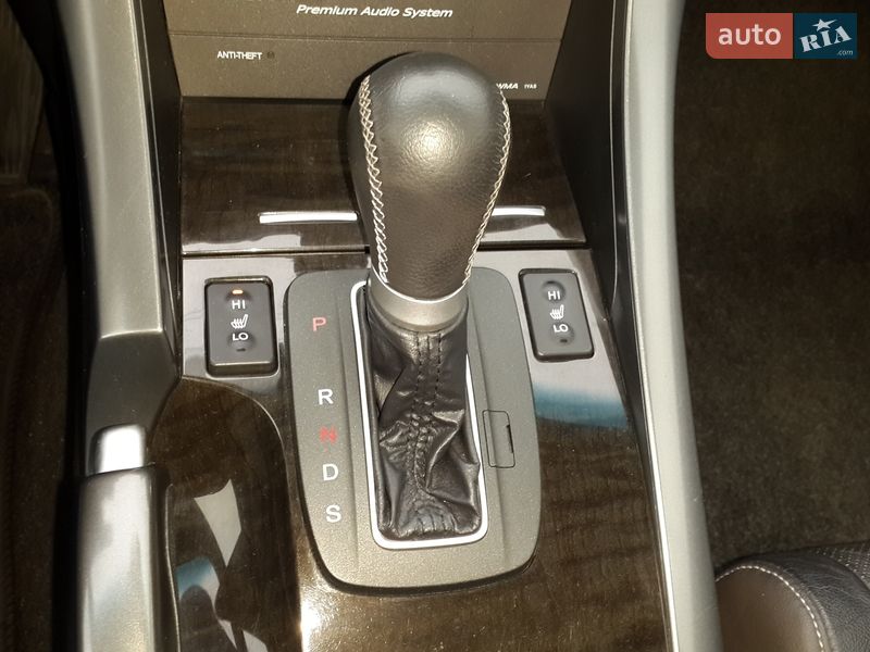 Седан Honda Accord 2012 в Львове