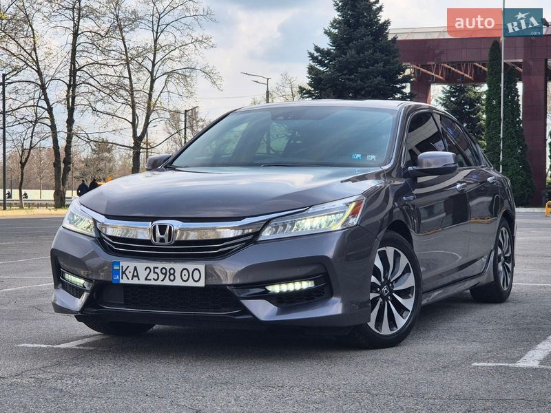Седан Honda Accord 2016 в Днепре