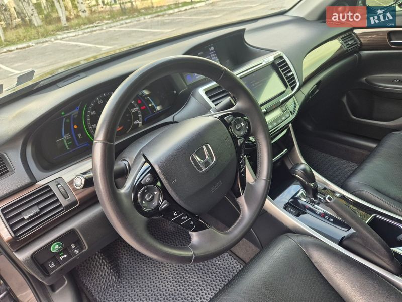Седан Honda Accord 2016 в Днепре