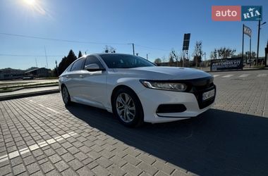 Седан Honda Accord 2018 в Львове