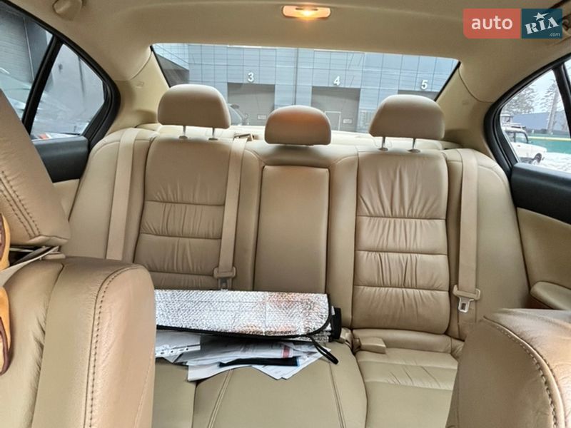 Седан Honda Accord 2012 в Києві