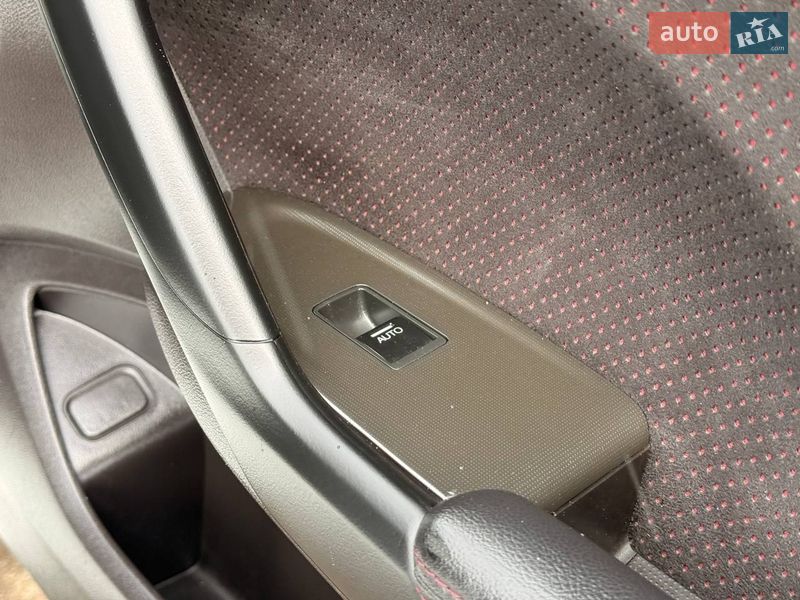 Седан Honda Accord 2012 в Охтирці