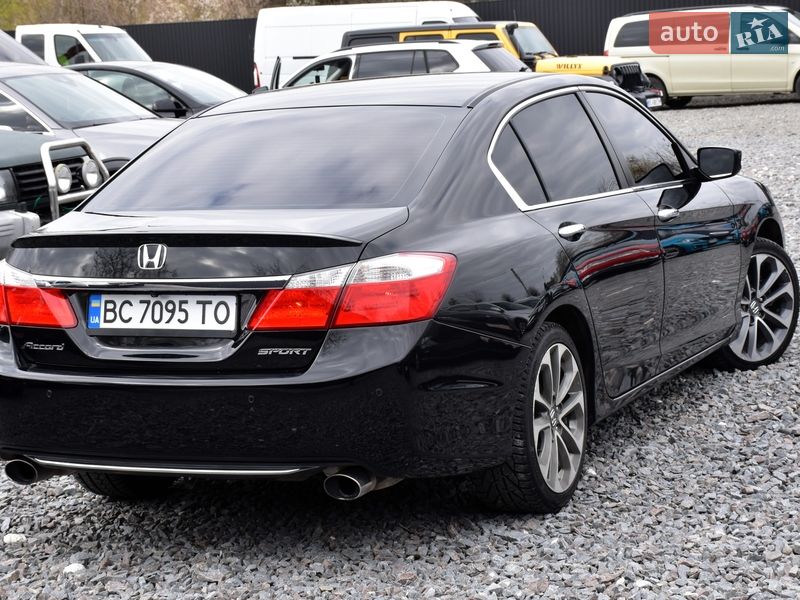 Седан Honda Accord 2014 в Дрогобичі