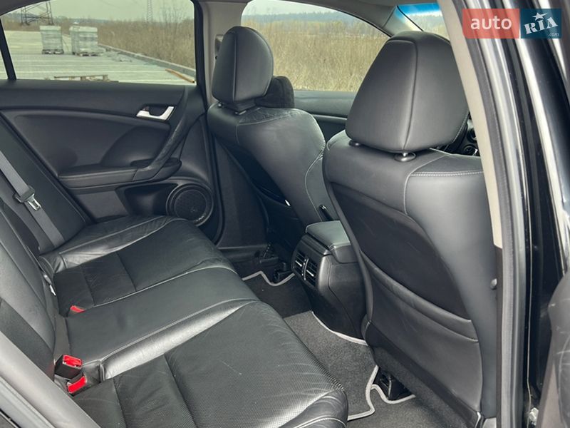 Седан Honda Accord 2011 в Киеве фото 17 Седан Honda Accord 2011 в Киеве