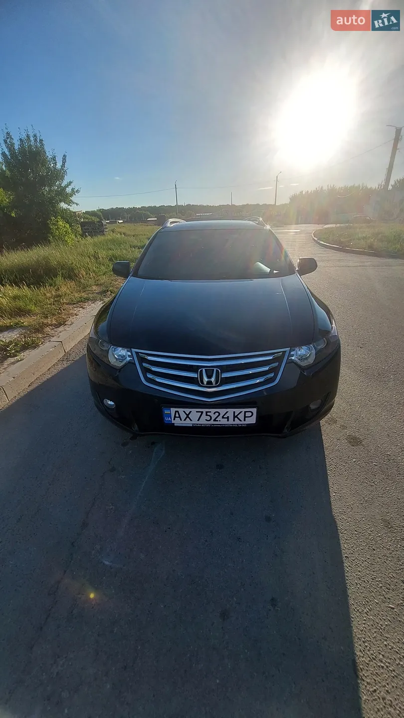 2010 Honda Accord - фото 1