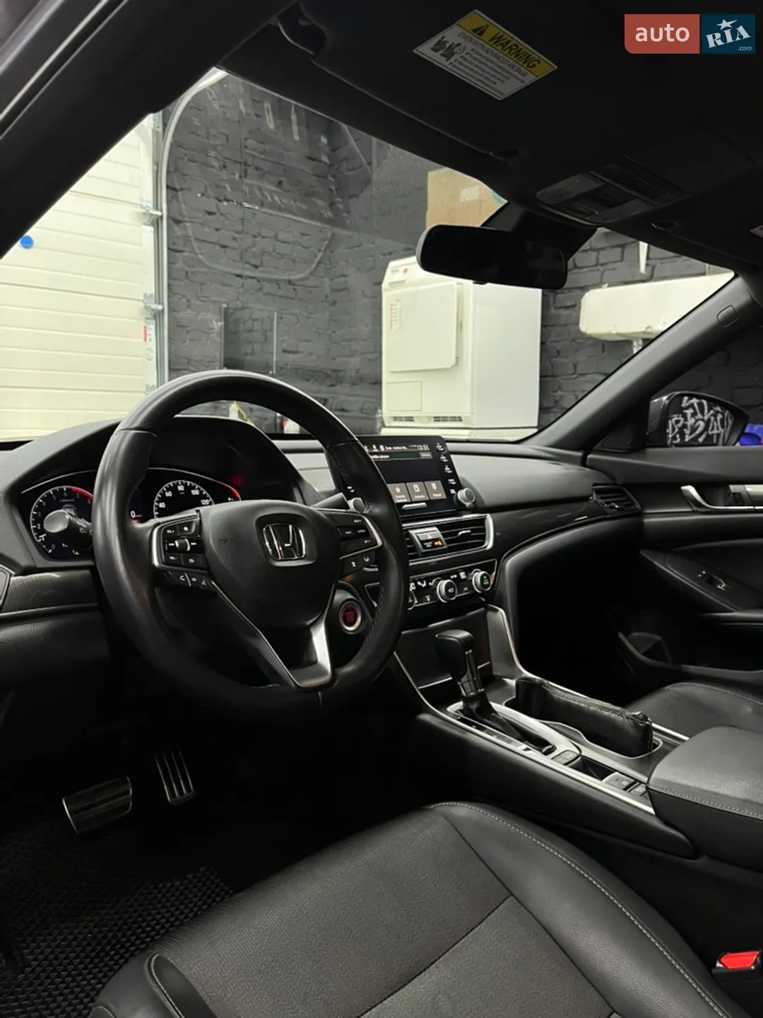 2017 Honda Accord - мініатюра 16