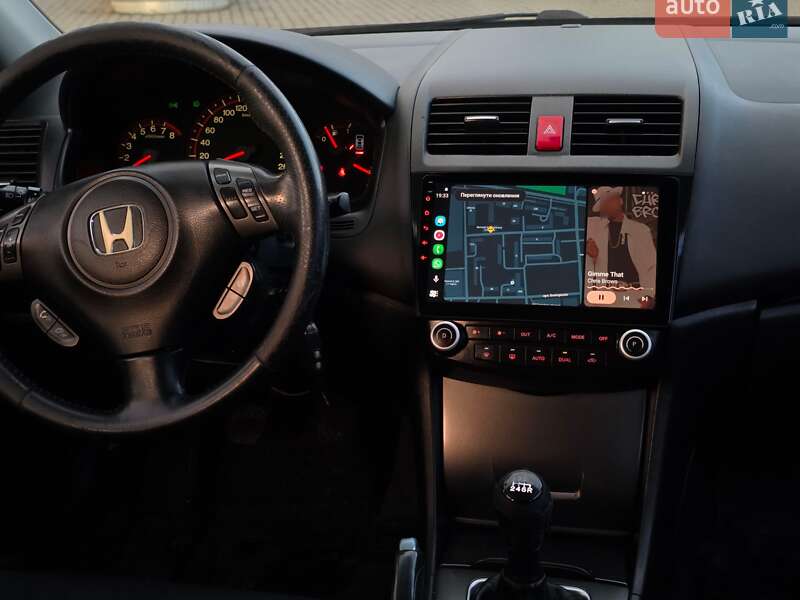 Седан Honda Accord 2005 в Виннице