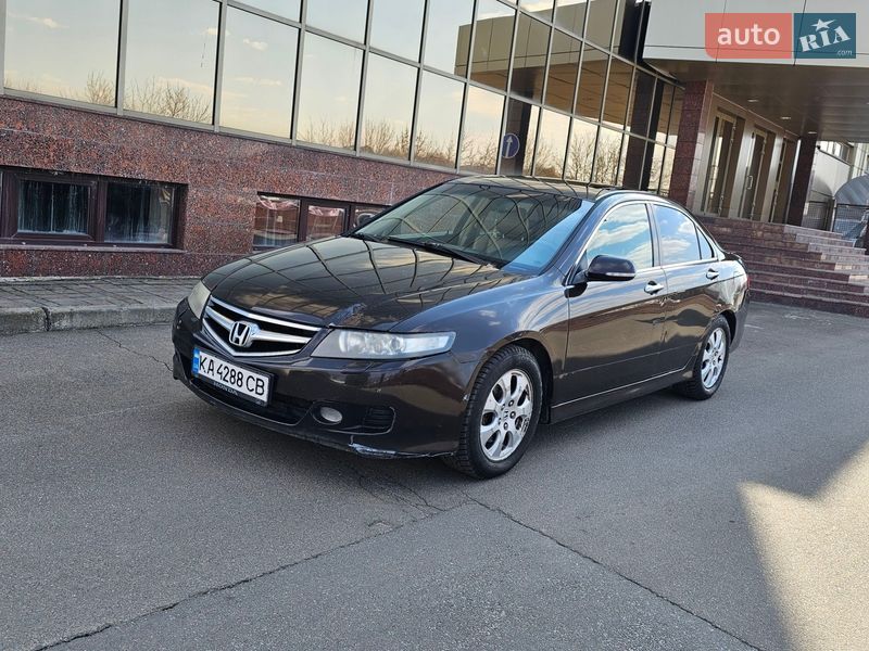 Седан Honda Accord 2006 в Киеве