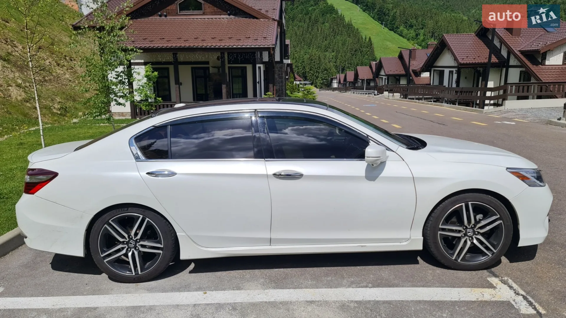 2016 Honda Accord - мініатюра 2
