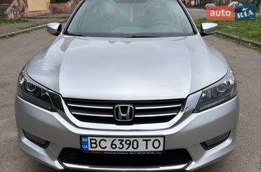 Седан Honda Accord 2013 в Львові