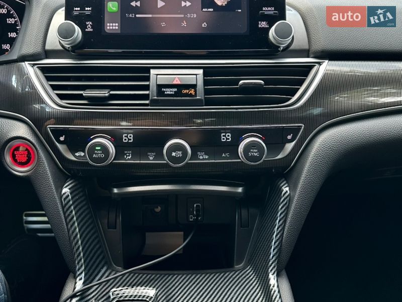 Седан Honda Accord 2020 в Киеве