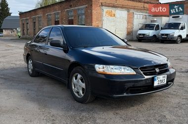 Седан Honda Accord 2000 в Лубнах