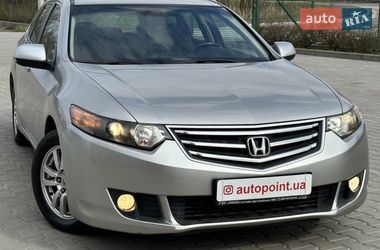 Универсал Honda Accord 2010 в Белогородке
