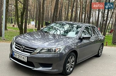 Седан Honda Accord 2014 в Киеве