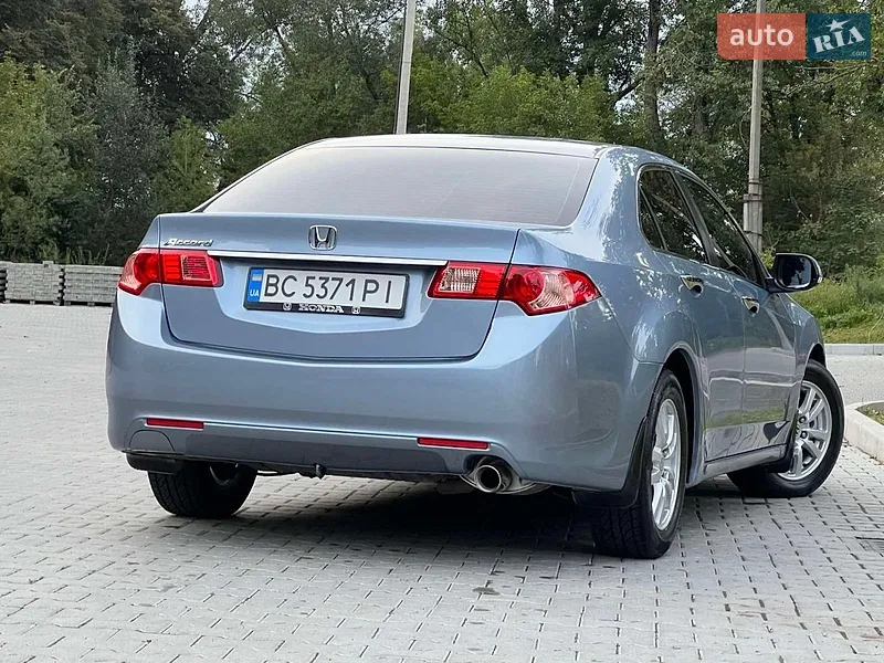 Honda Accord 2011