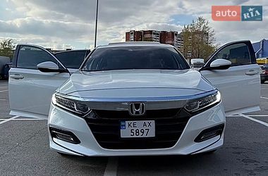 Седан Honda Accord 2018 в Дніпрі