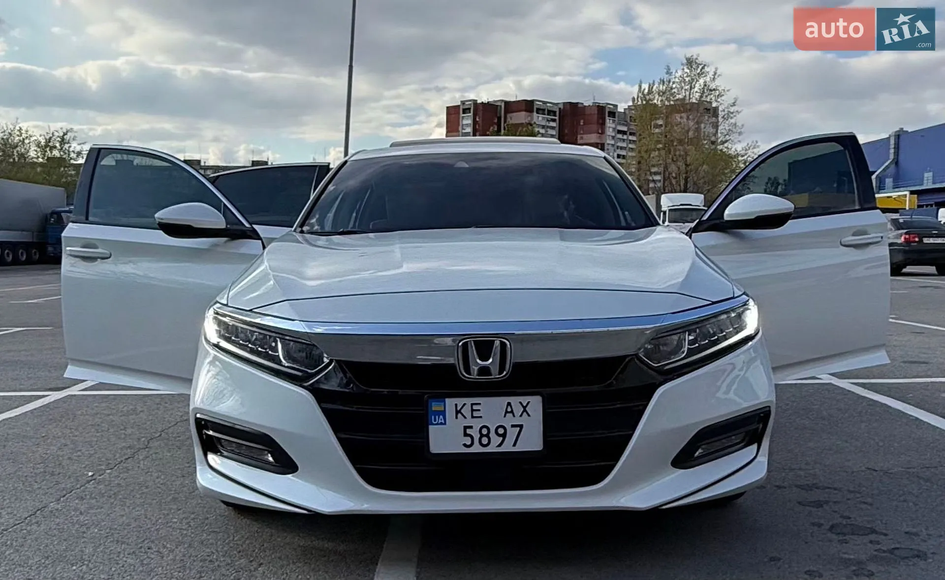 2018 Honda Accord - фото 1