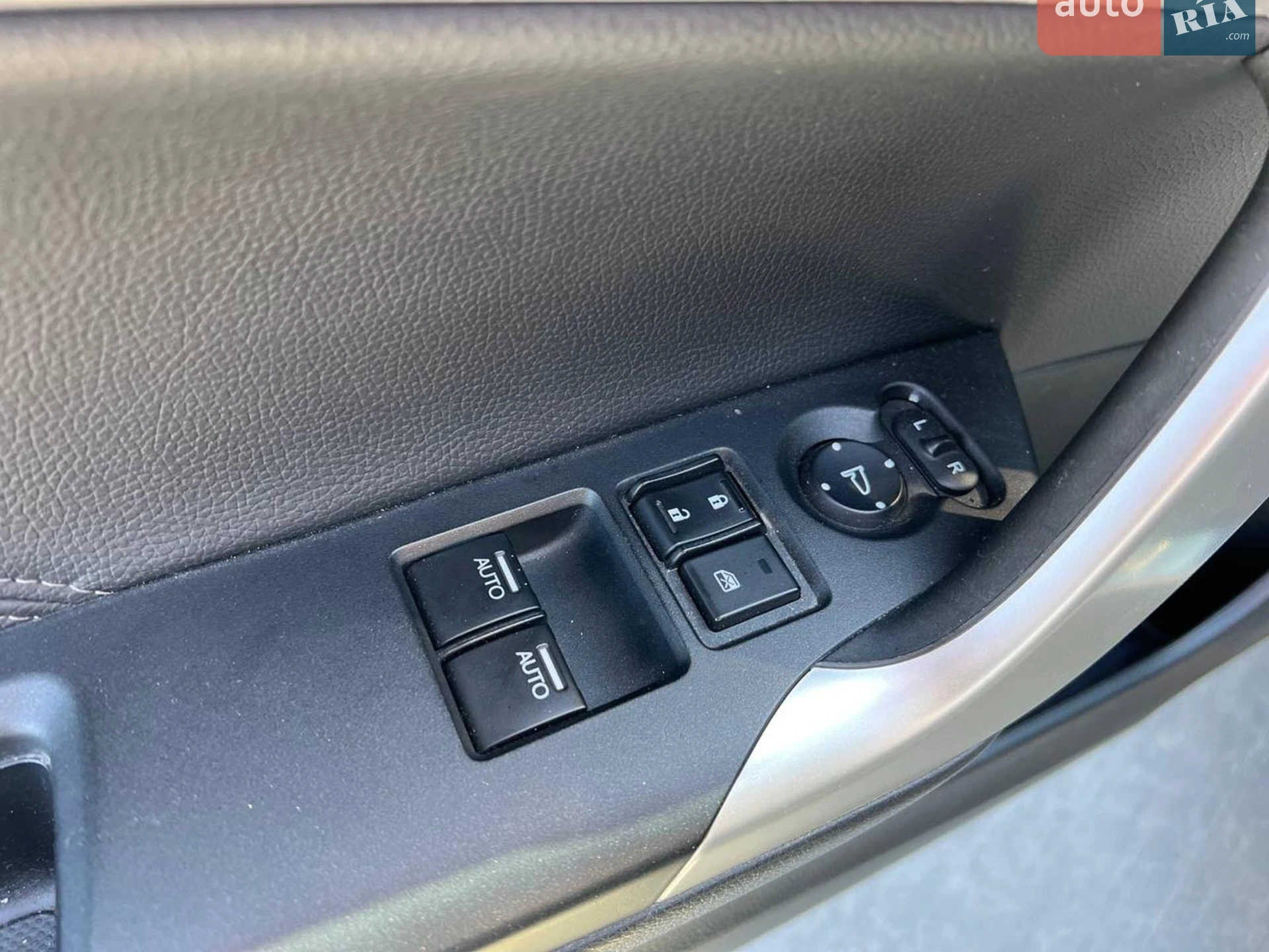 2015 Honda Accord - мініатюра 18
