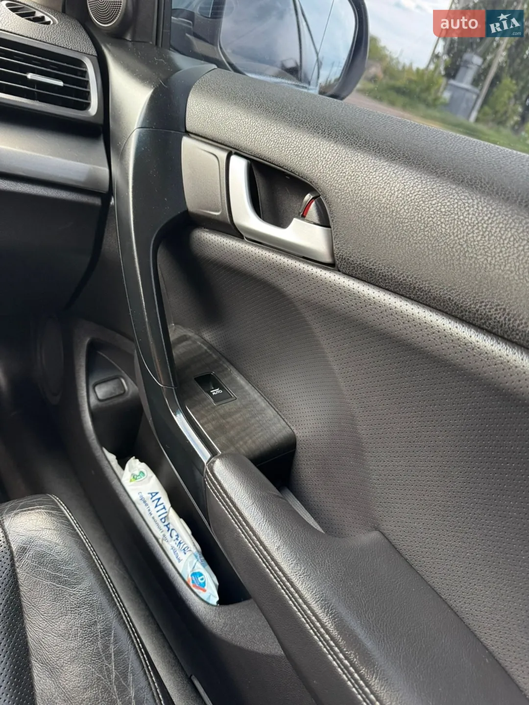 2011 Honda Accord - мініатюра 27