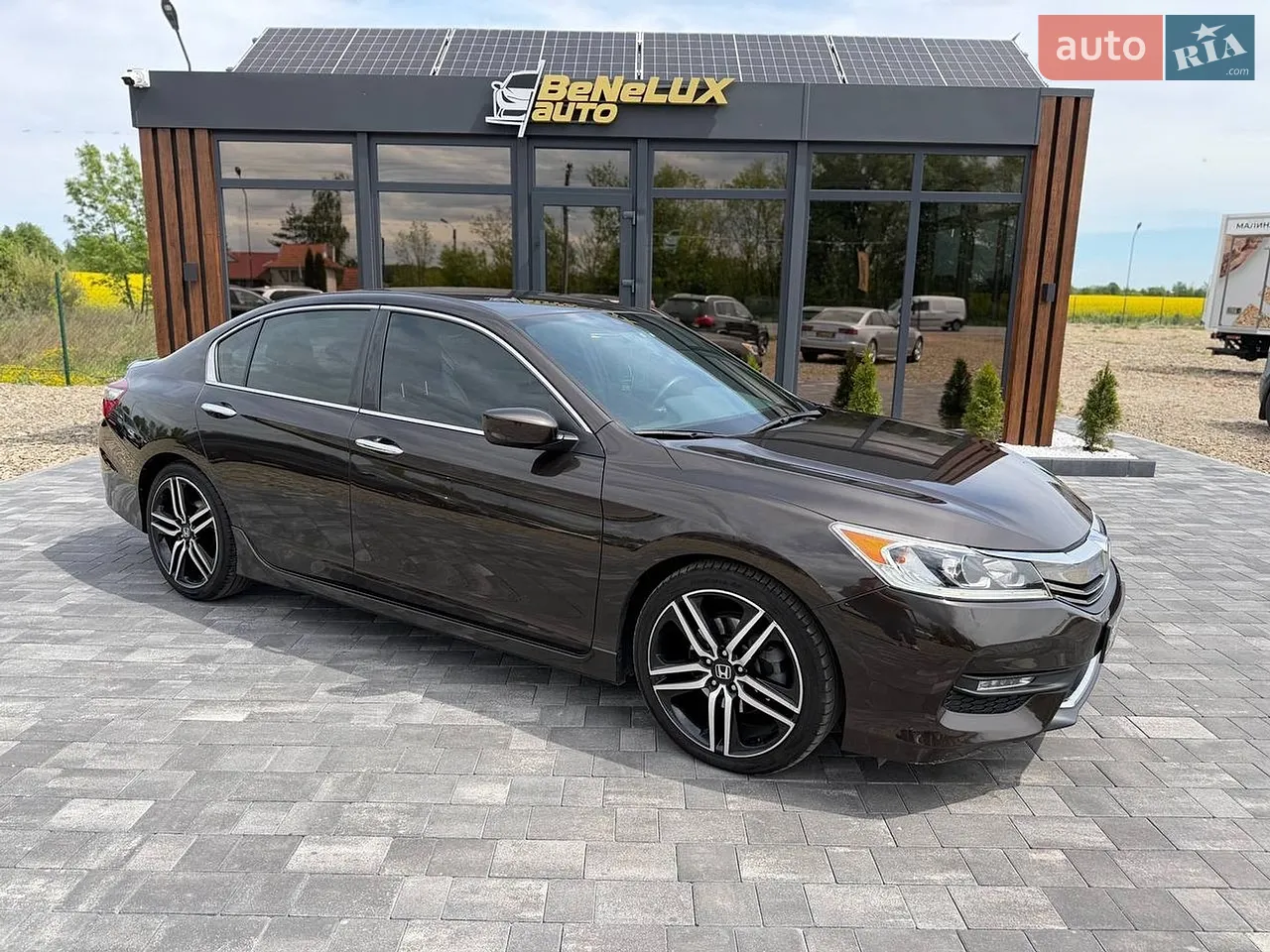 2016 Honda Accord - мініатюра 16