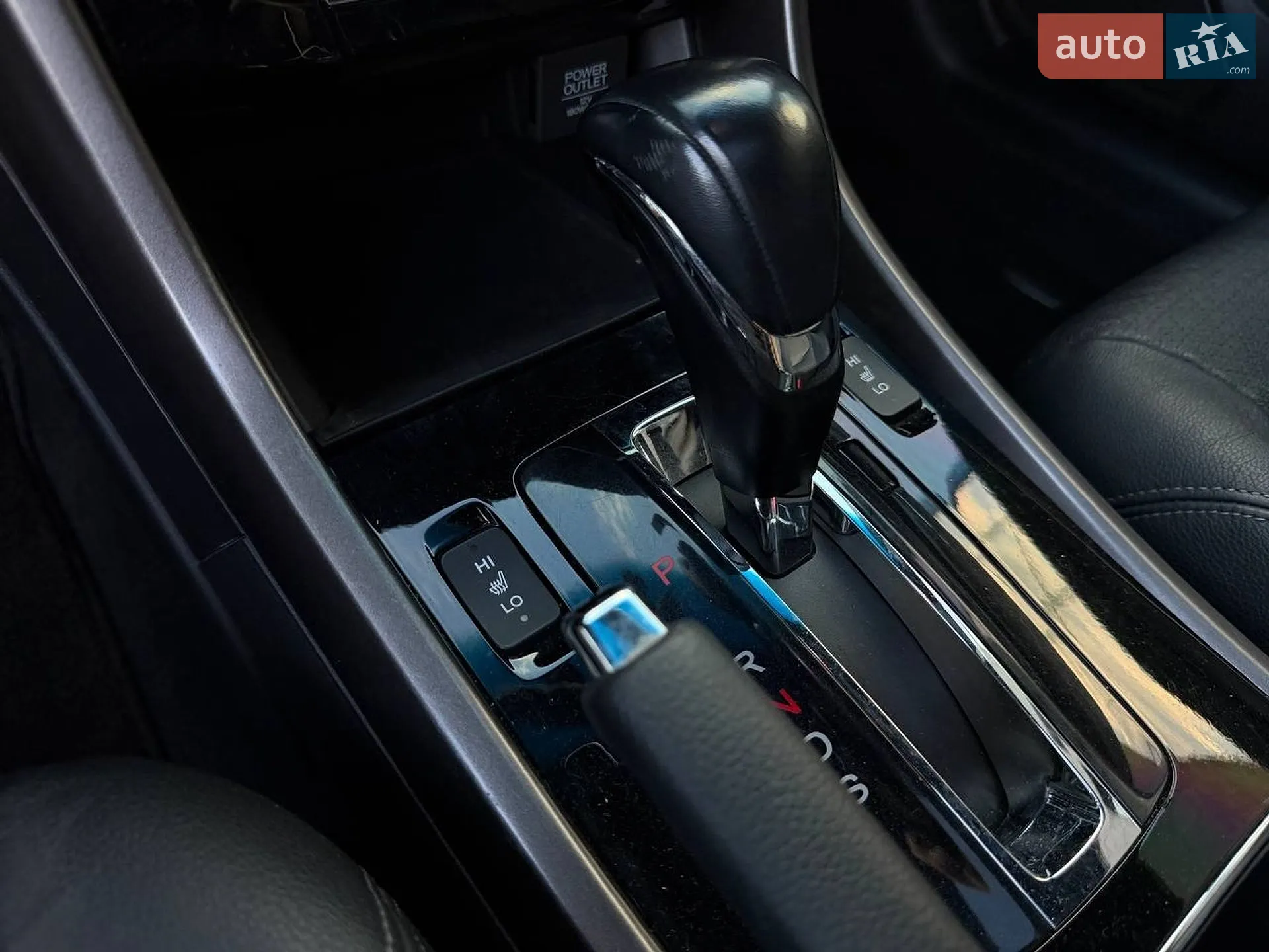 2016 Honda Accord - мініатюра 16