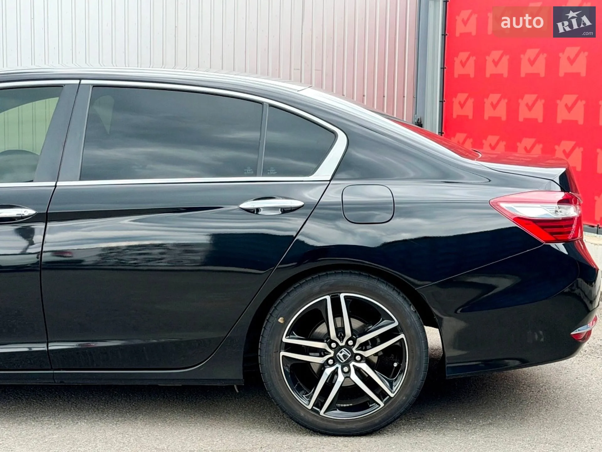 2016 Honda Accord - мініатюра 15