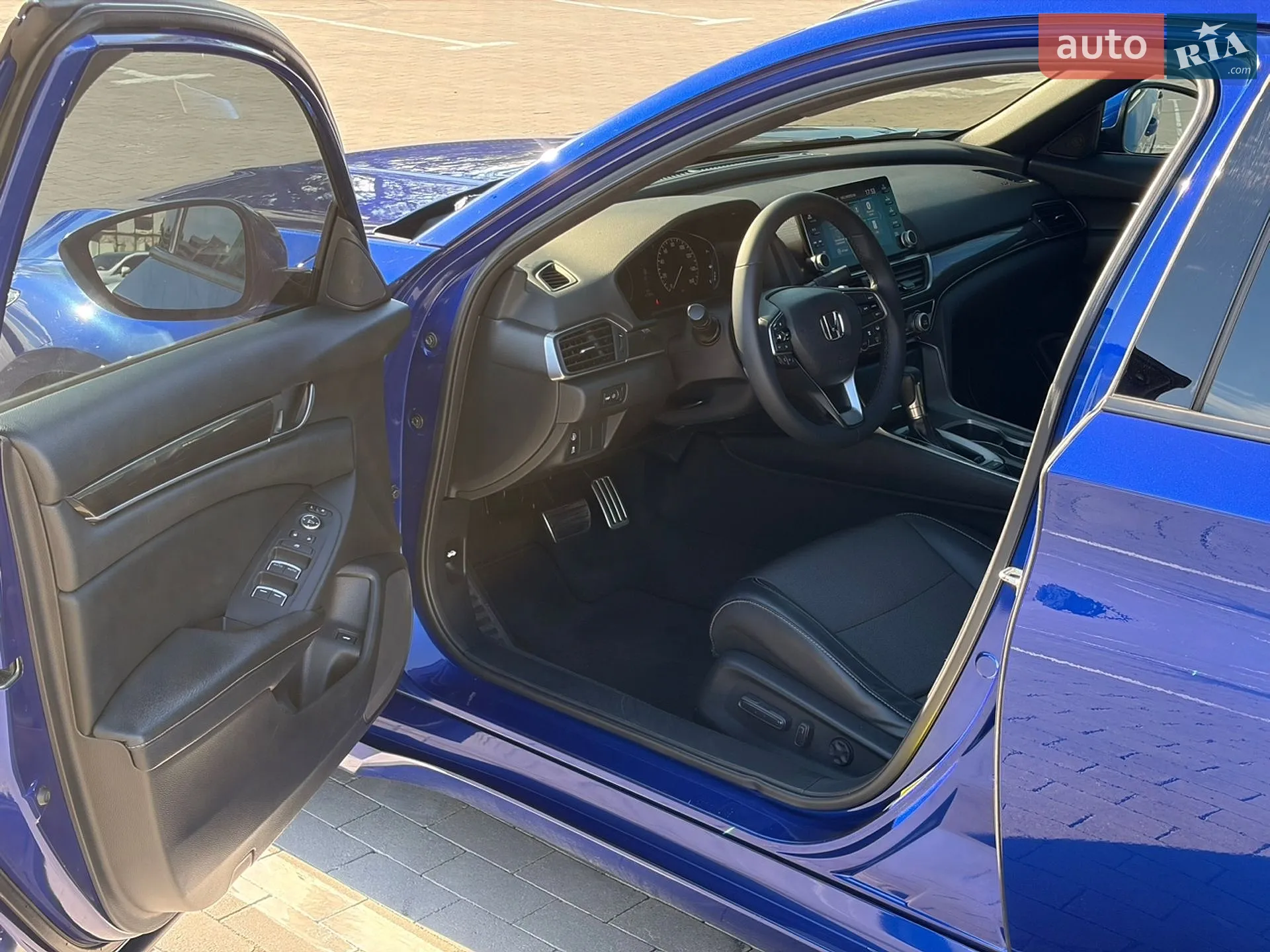 2017 Honda Accord - мініатюра 13