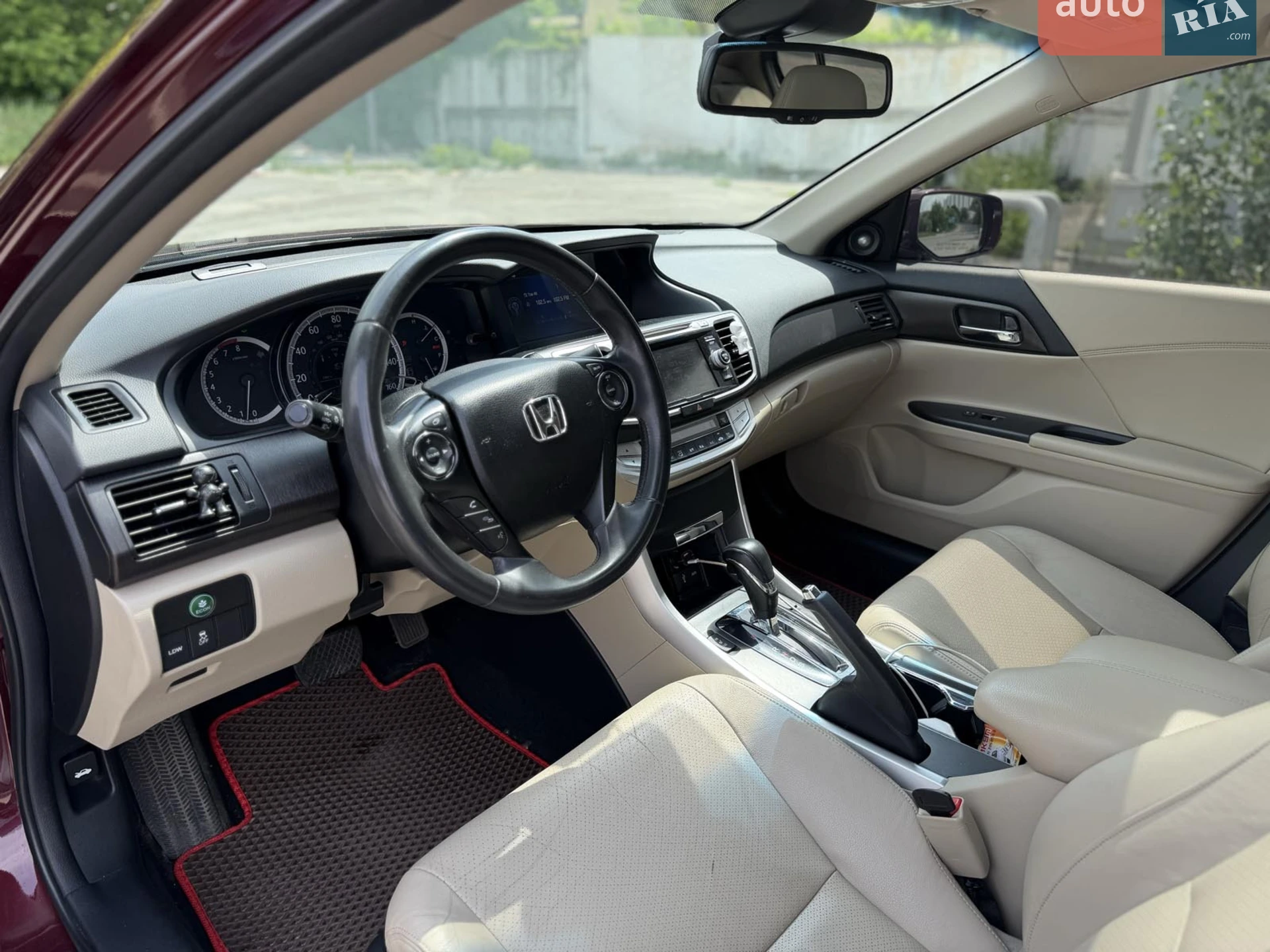 2013 Honda Accord - мініатюра 16