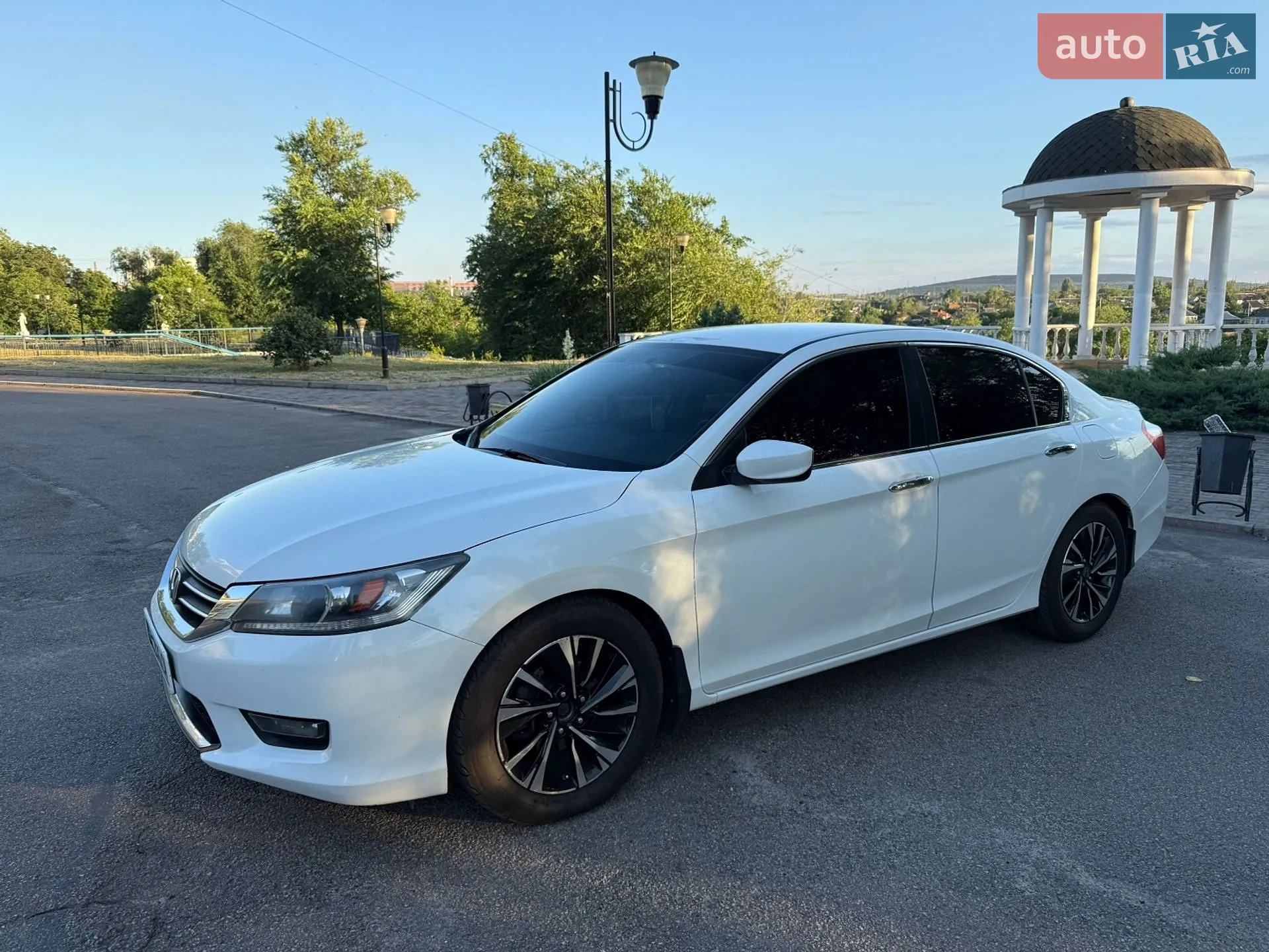 2014 Honda Accord - мініатюра 2