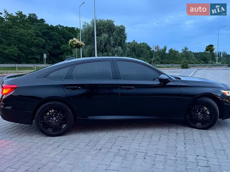 Honda Accord 2022 VIN 1HGCV3F28NA035400 фото оголошення 3 з 69