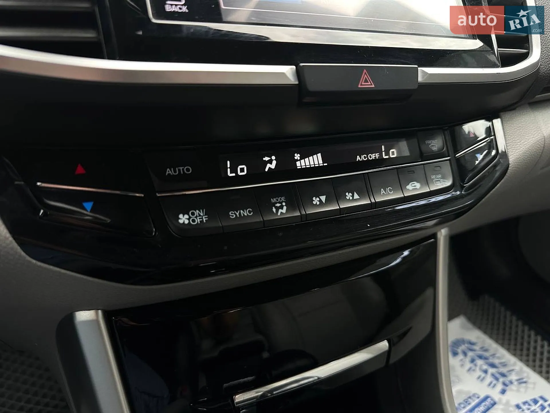 2016 Honda Accord - мініатюра 18