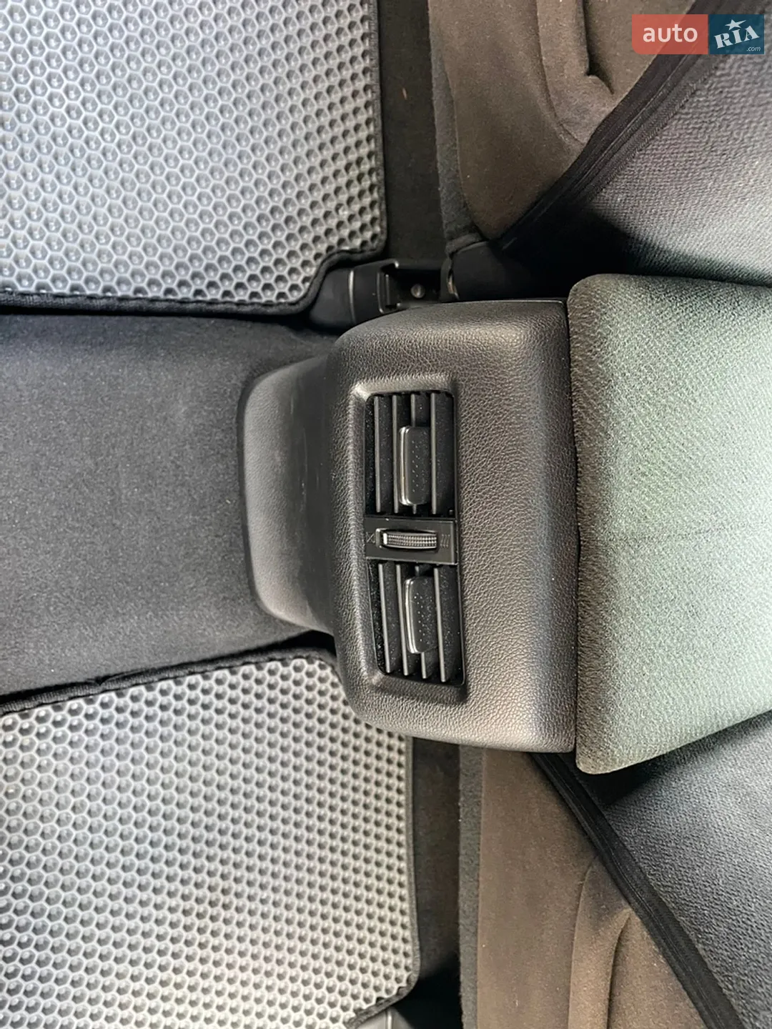 2013 Honda Accord - мініатюра 28