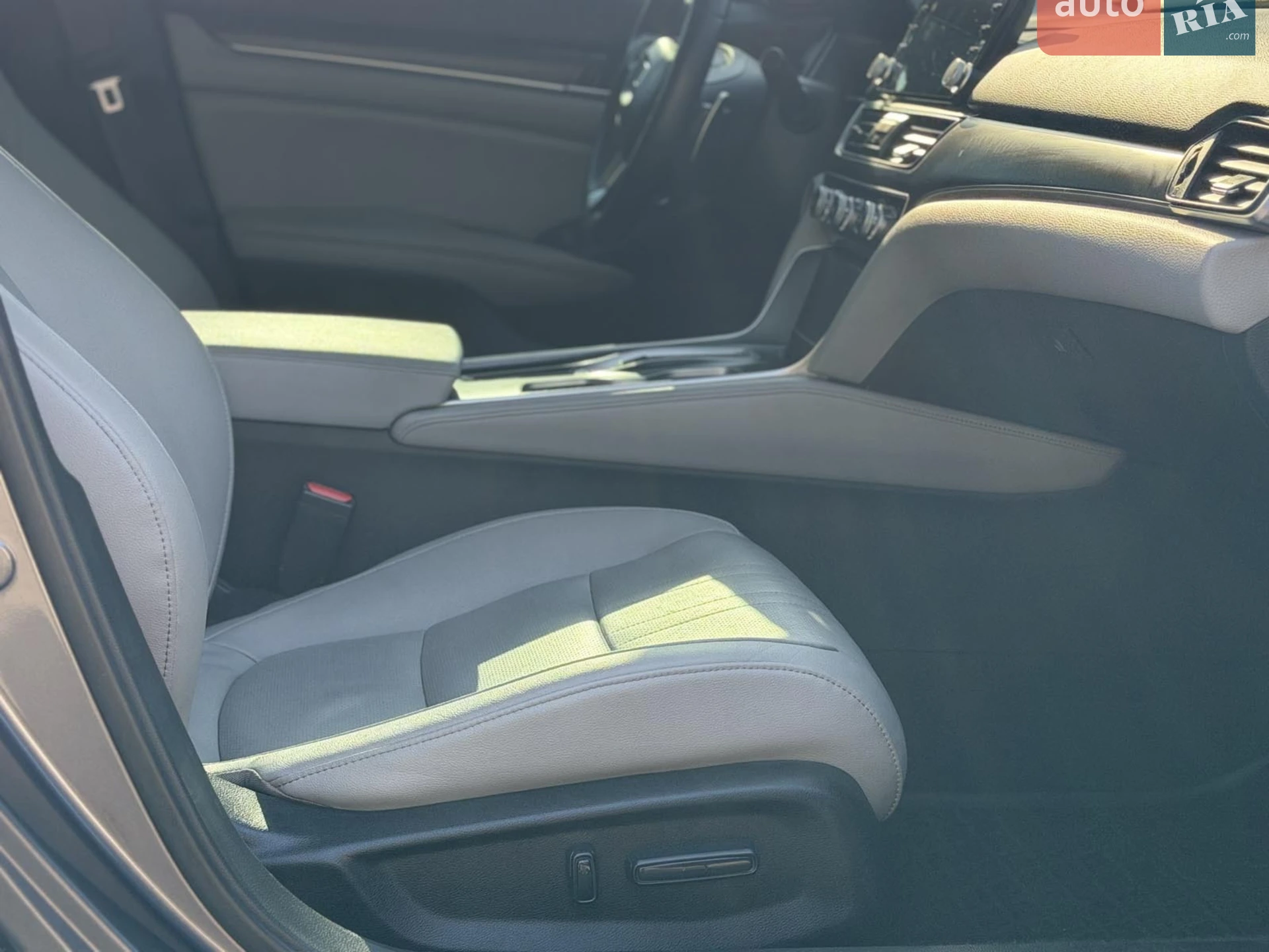2019 Honda Accord - мініатюра 11